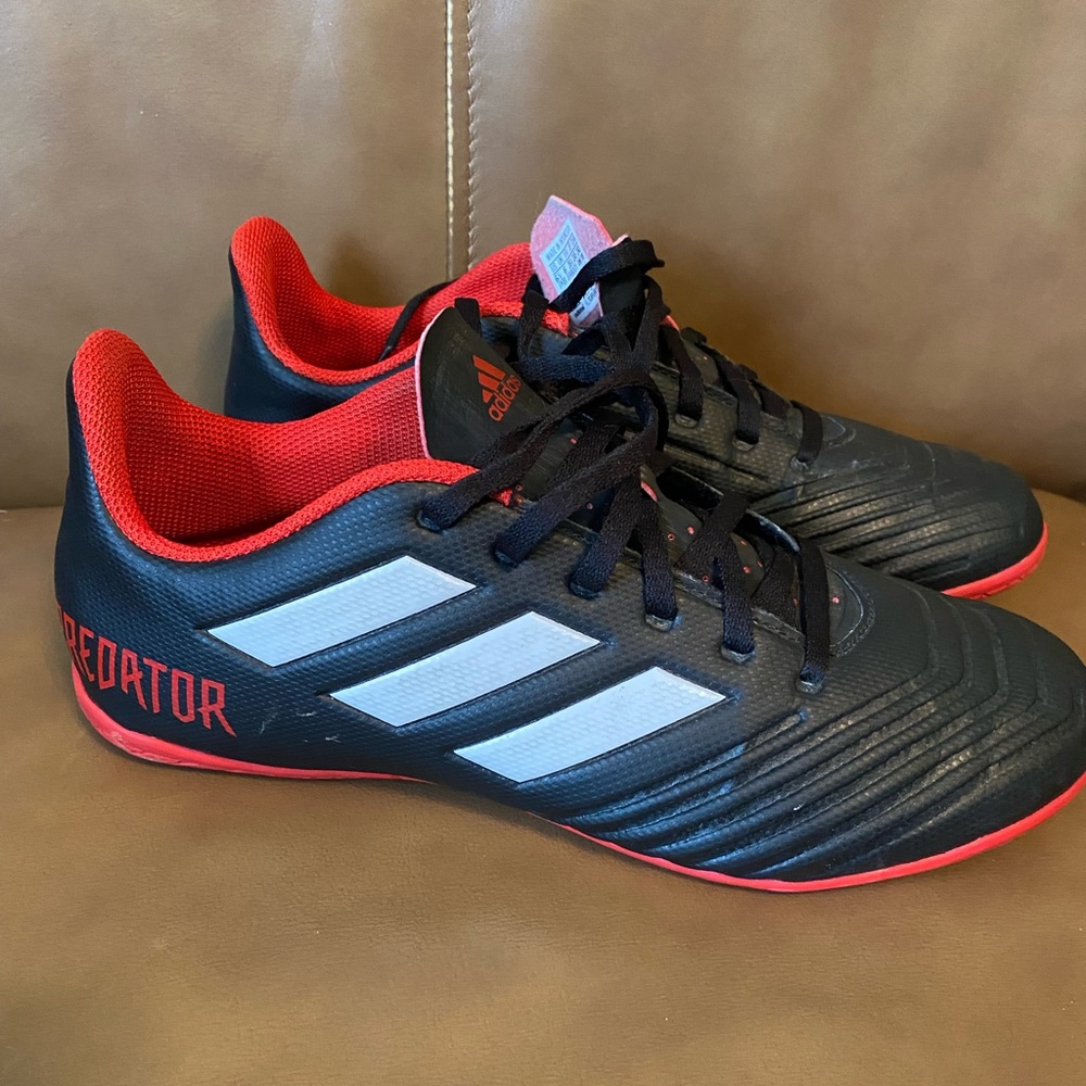 Adidas Predator indoor turf shoes 6.5